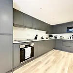 Apartment Redland - Two Bedroom With Private Patio