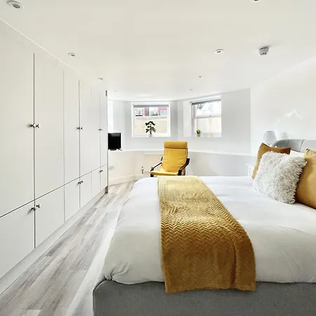 דירה Redland - Two Bedroom With Private Patio