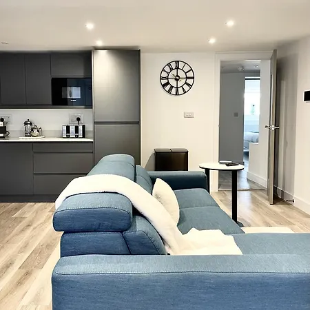 דירה Redland - Two Bedroom With Private Patio *