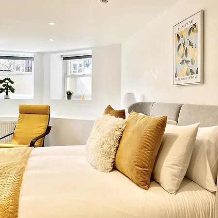 Redland - Two Bedroom With Private Patio * بريستول