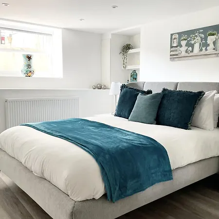 Redland - Two Bedroom With Private Patio Бристоль