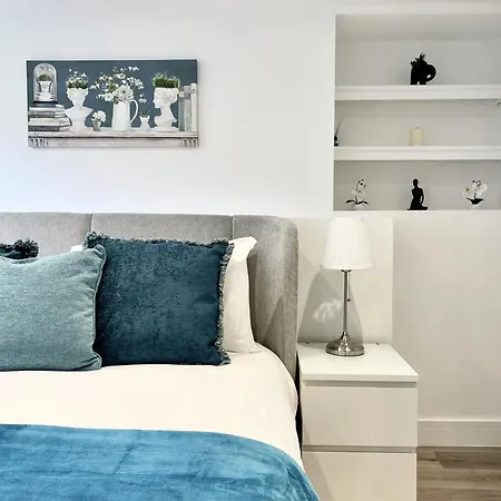 شقة Redland - Two Bedroom With Private Patio بريستول