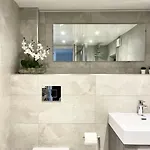 Redland - Two Bedroom With Private Patio