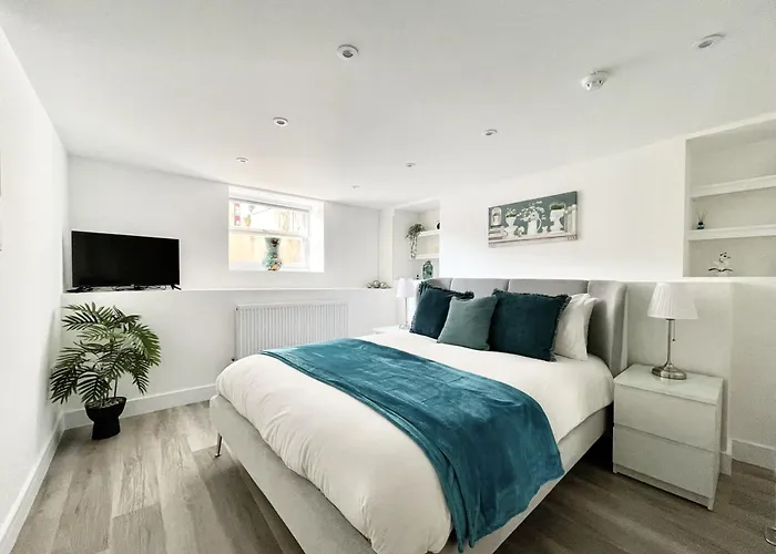 Redland - Two Bedroom With Private Patio Apartamento Bristol