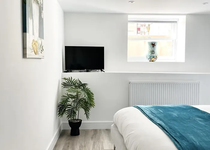 Redland - Two Bedroom With Private Patio Apartamento Bristol